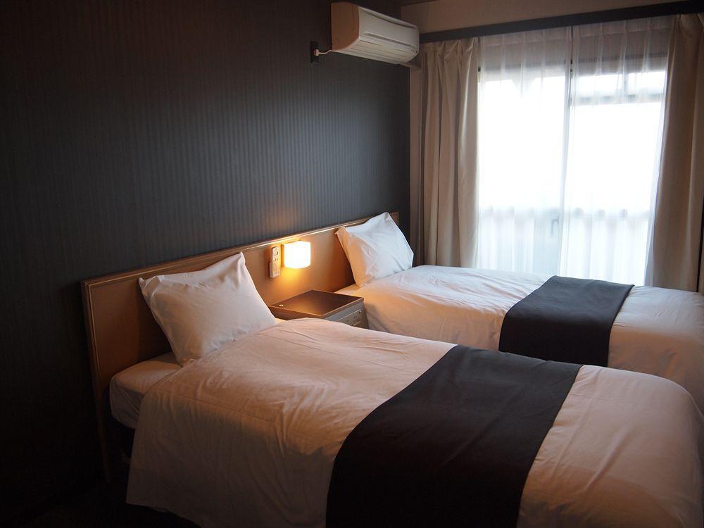Hotel Livemax Osaka Namba Exteriör bild