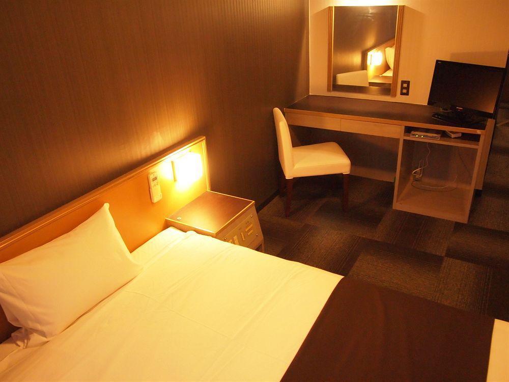 Hotel Livemax Osaka Namba Exteriör bild