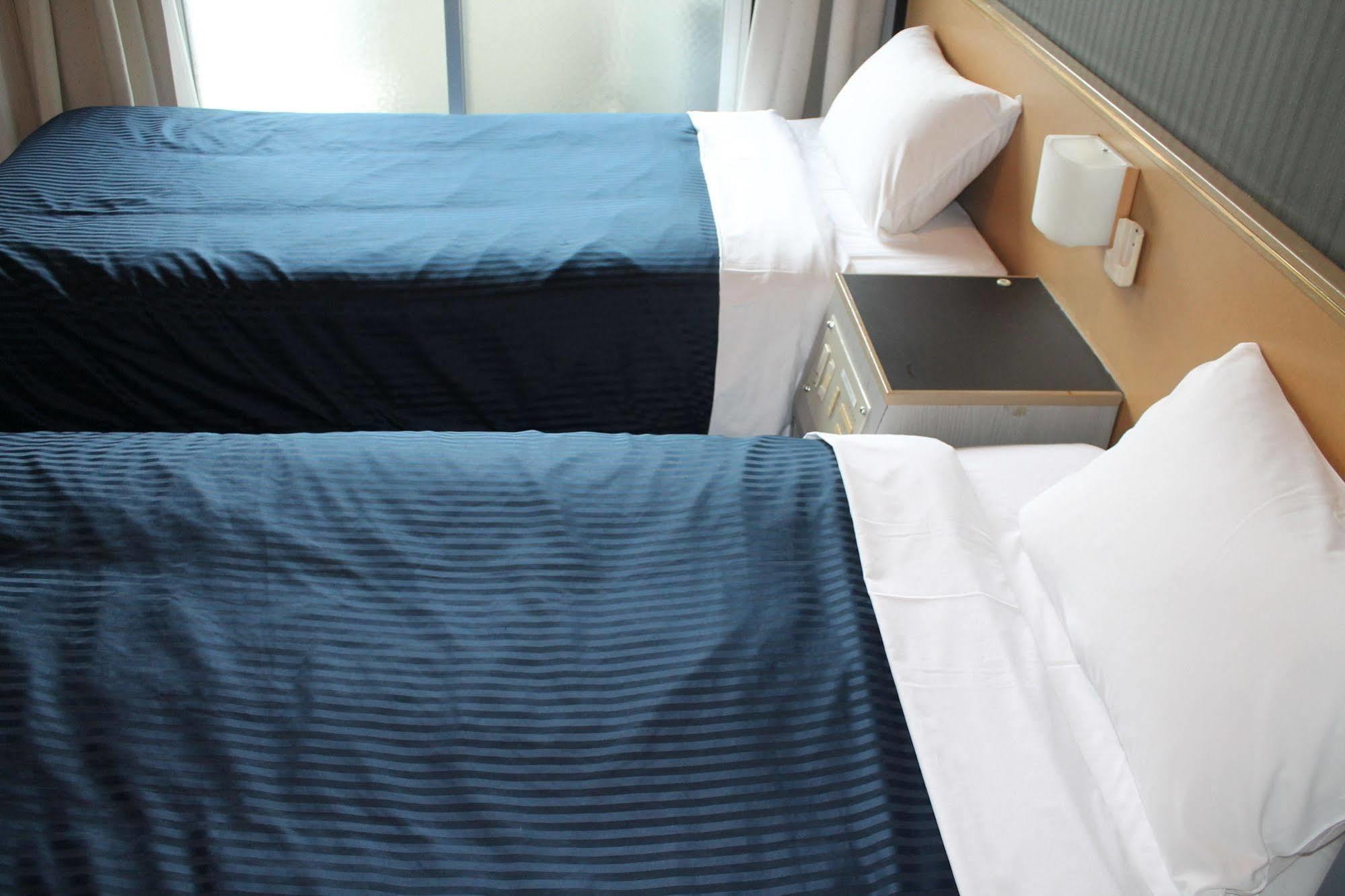 Hotel Livemax Osaka Namba Exteriör bild
