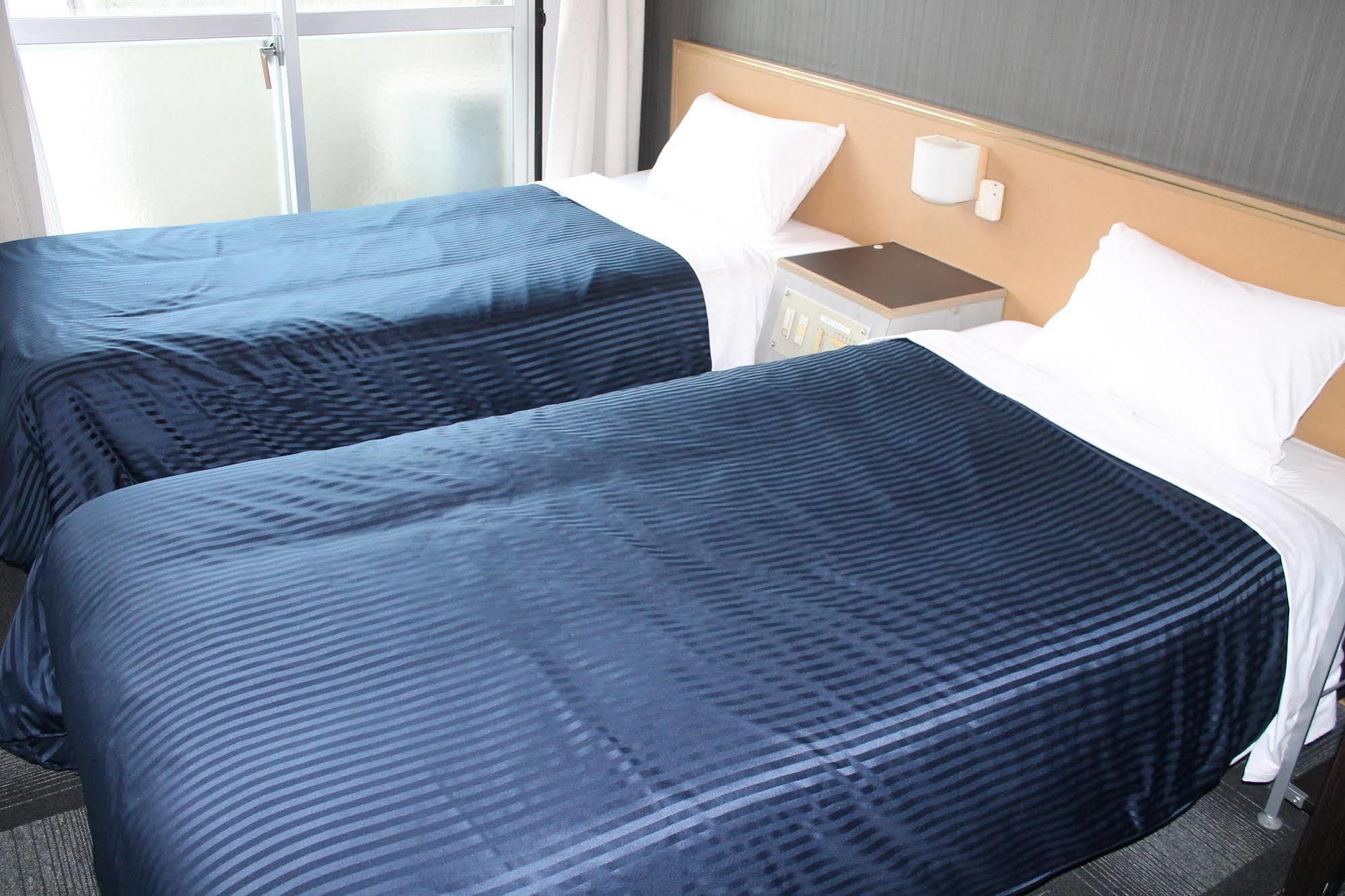 Hotel Livemax Osaka Namba Exteriör bild